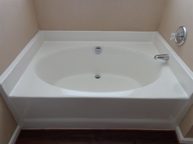 Building Photo - 194 Mott Rd