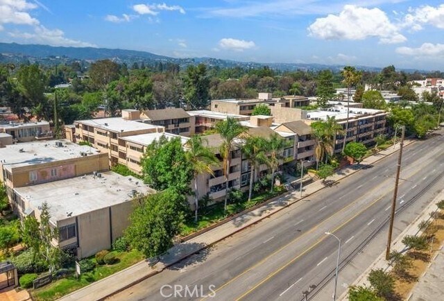 Building Photo - 17000 Burbank Blvd