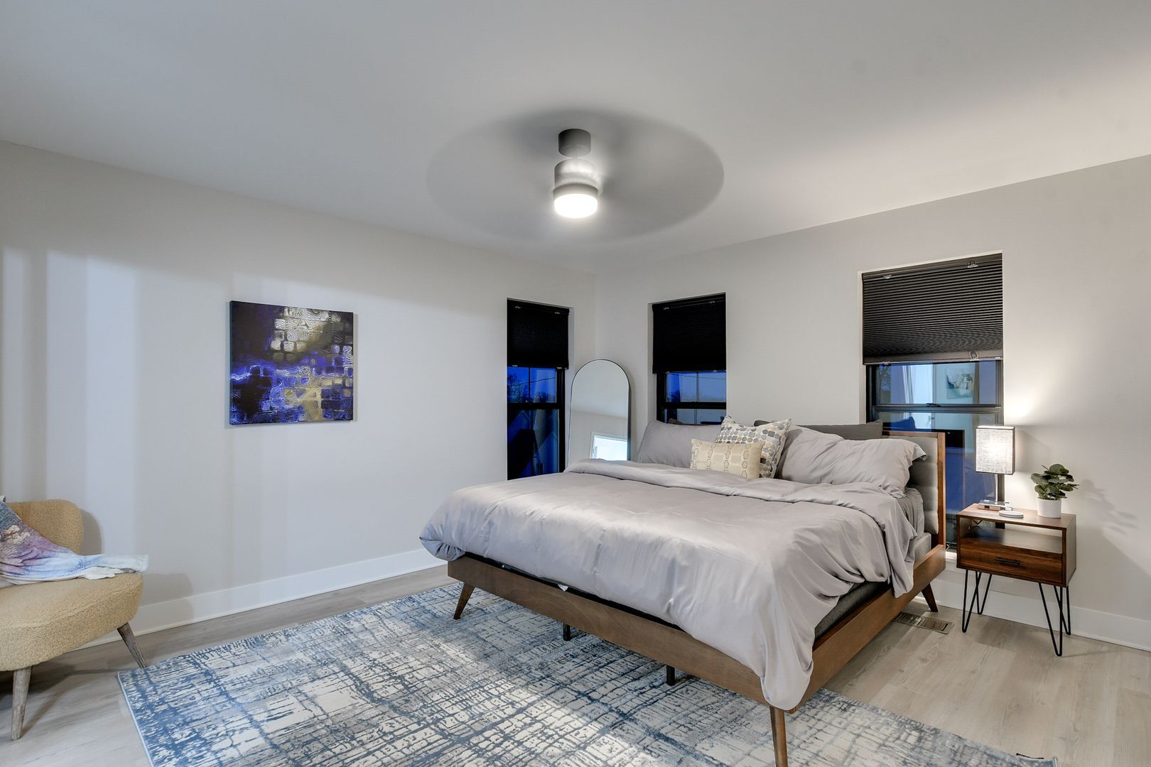 High Quality Linens - 1013 Park Ave