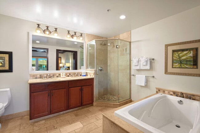 Building Photo - 4-820 Kuhio Highway-SI ID1376586P