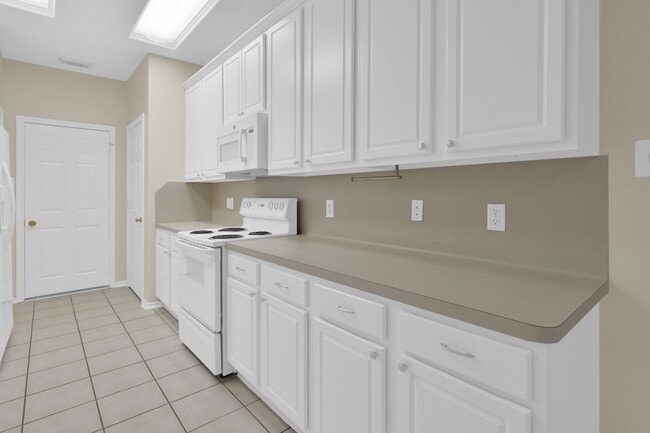 Building Photo - 122 S Camellia Grove Cir