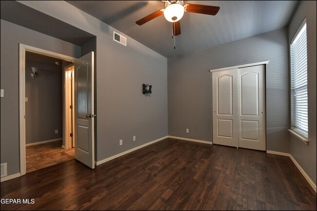 Building Photo - 6560 McFarland Ave