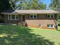 Building Photo - 645 Greenbriar Ave