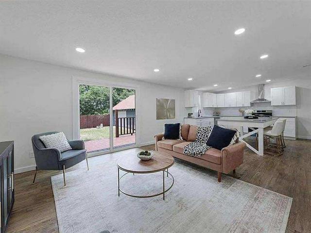 Building Photo - 10913 Joaquin Dr
