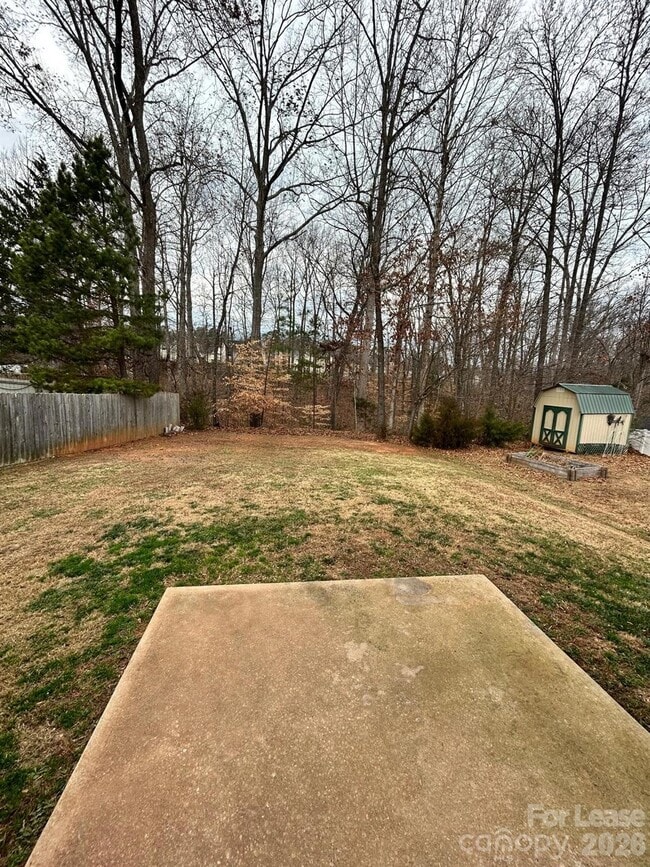 Building Photo - 6034 Blue Ash Ln