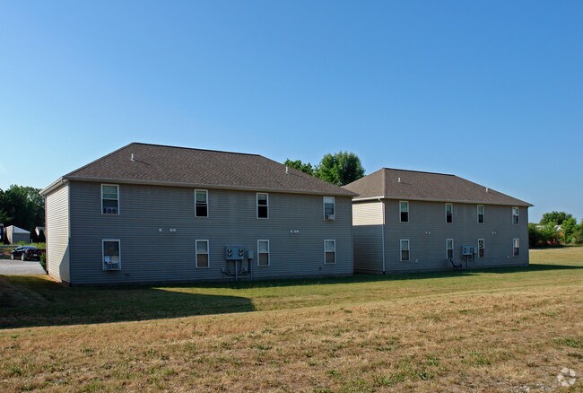 Building Photo - 13-15 S Miller St