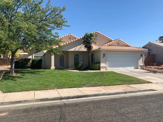 Primary Photo - 3 Bed/ 2 Bath HOME