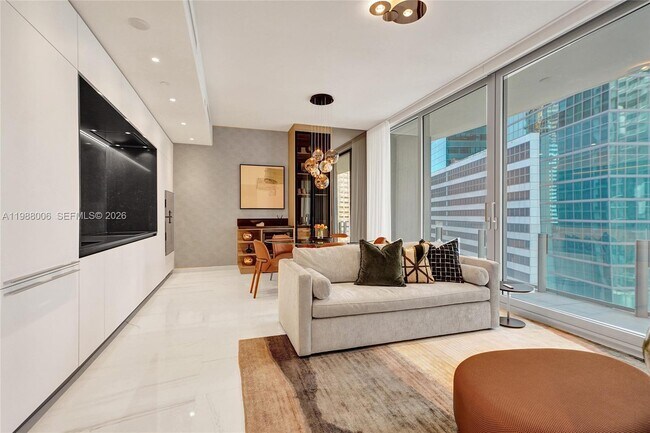 Building Photo - 300 Biscayne Blvd Way