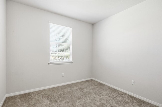 Building Photo - 801 Cade Cv