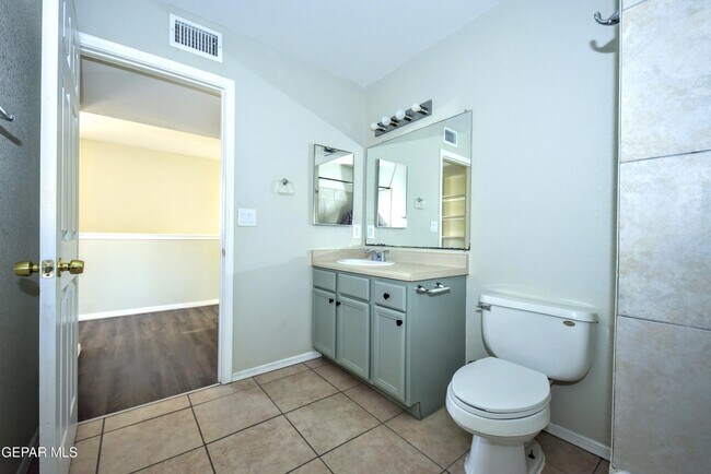 Building Photo - 5016 Conley Rd