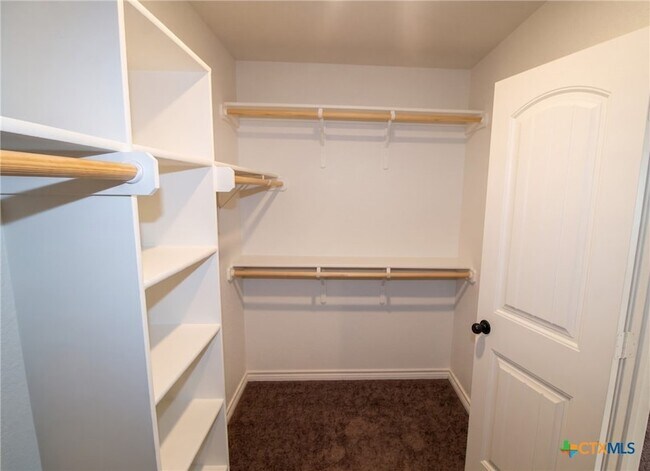 Building Photo - 900 Clanton Cove