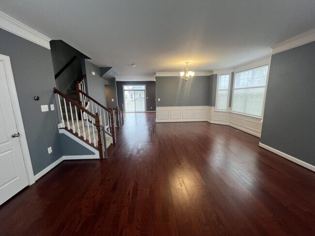 Building Photo - 2101 St Josephs Dr