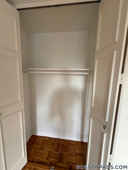 Building Photo - 175 Freeman St