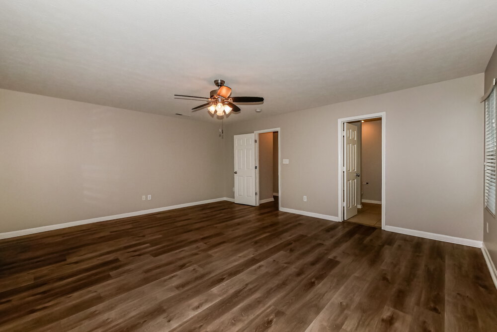 Building Photo - 8042 Grove Berry Way