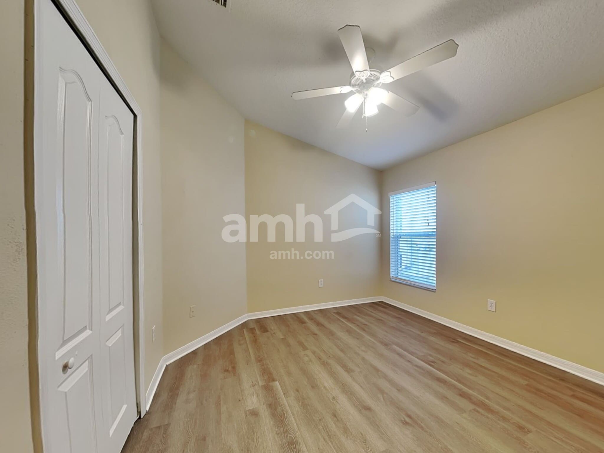 Building Photo - 10234 Perthshire Cir