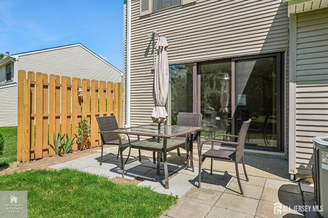 Building Photo - 289 Bromley Pl