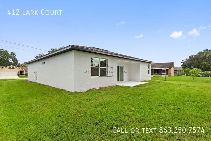 Building Photo - 412 Lark Ct