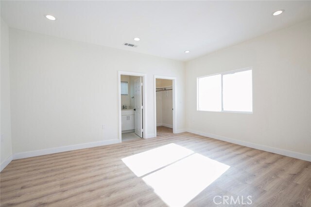 Building Photo - 7912 Vineland Ave