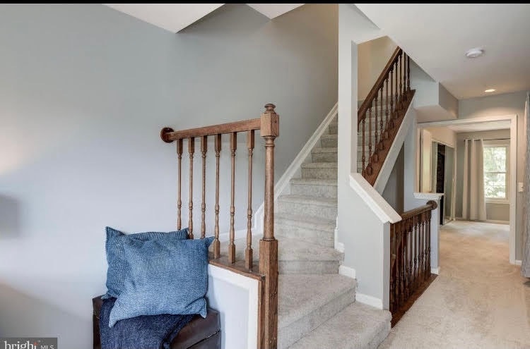 Building Photo - 9668 Hastings Dr