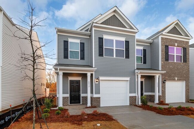 Building Photo - Beautiful Brand New 3 Bedroom 2.5 Bath Townhome in Hickory Glen!