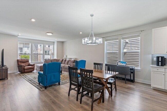 Building Photo - 17713 Longspur Cove Ln