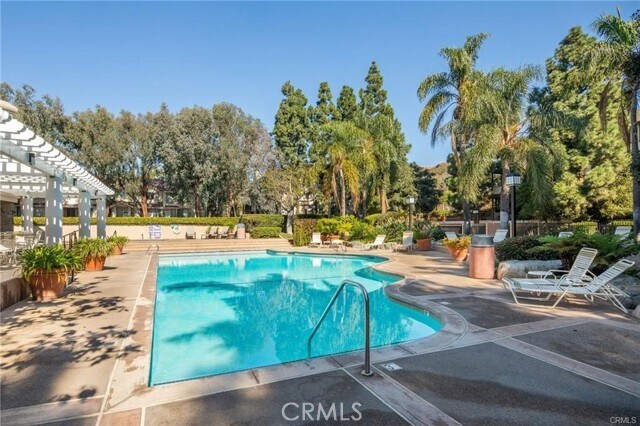 Building Photo - 2571 Plaza del Amo