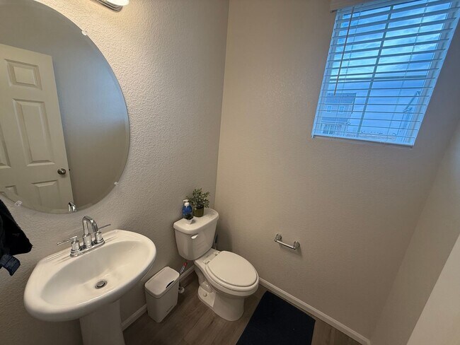 Building Photo - Beautiful Home for Rent