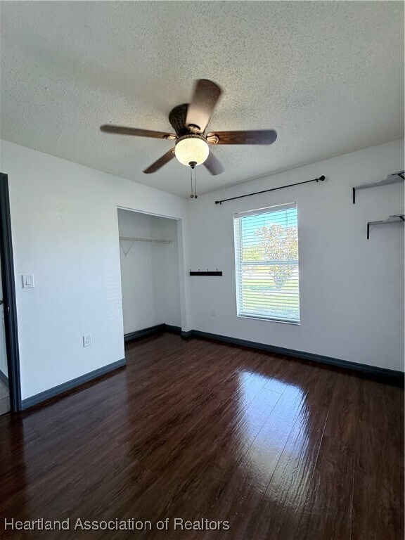 Building Photo - 3515 Marlin Dr
