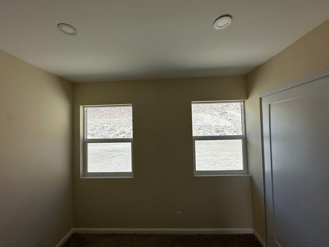 Building Photo - 12168 B St