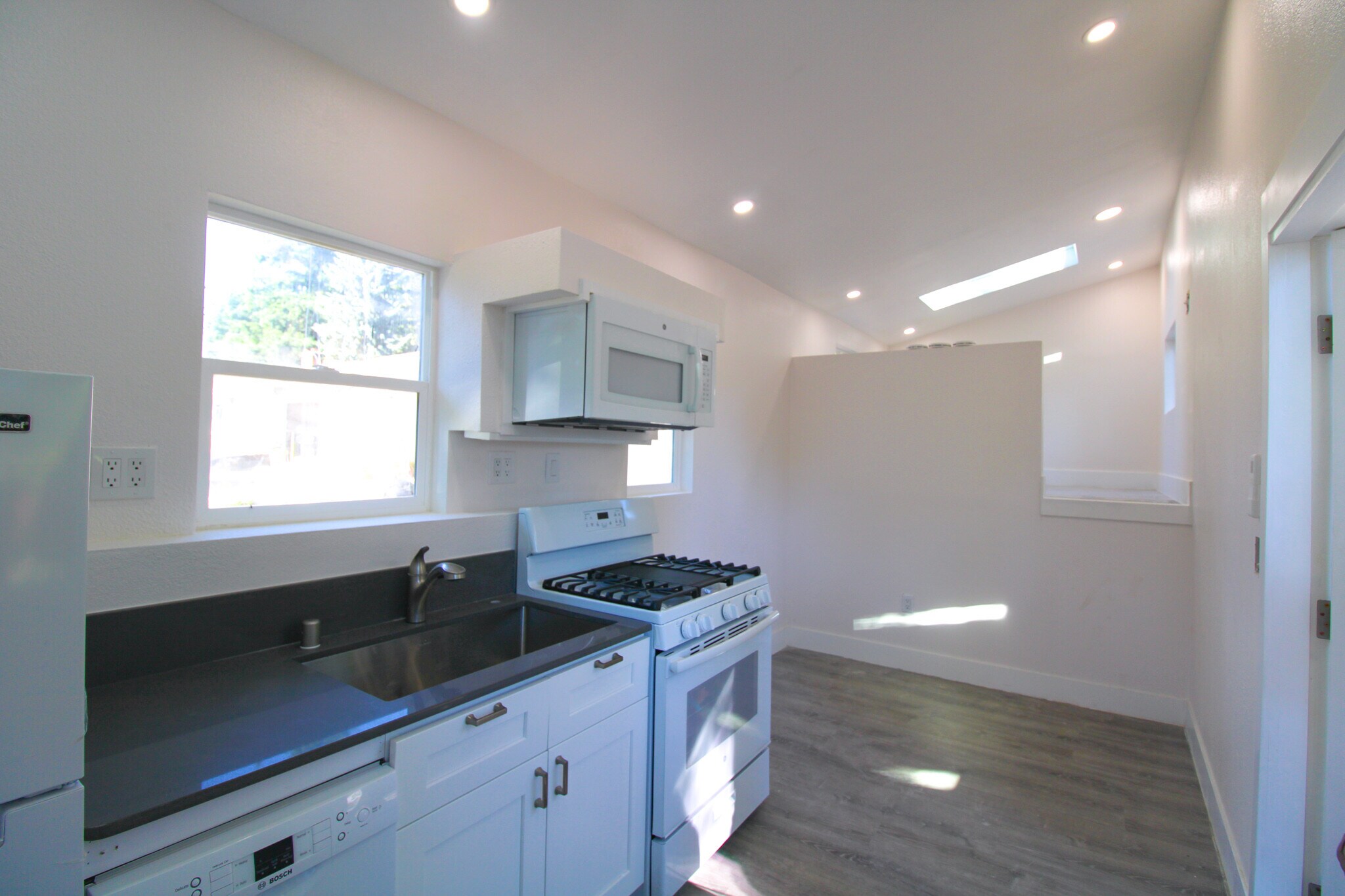 Building Photo - 21107 Damson Rd
