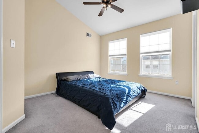 Building Photo - 63 Giera Ct