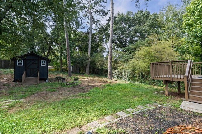 Building Photo - 3119 Piper Dr