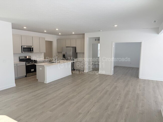 Building Photo - 6388 Tutelo Dr