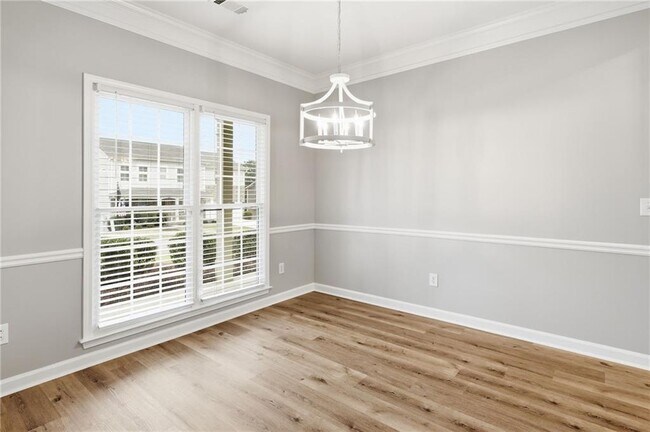 Building Photo - 113 Greenbrier Way