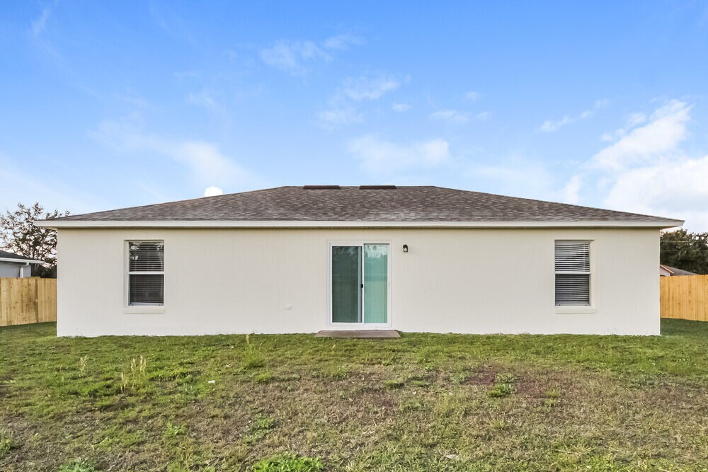 Building Photo - 387 Cocoa Ct