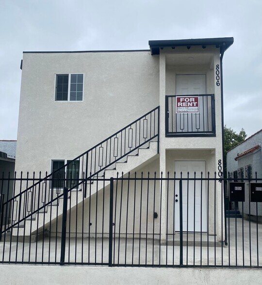 Building Photo - 8006 Towne Ave
