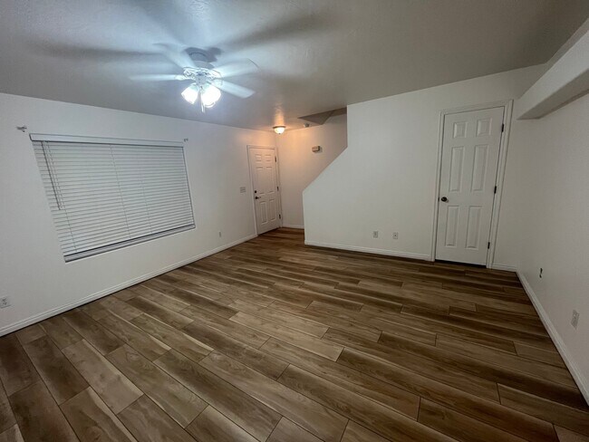 Building Photo - 1735 W 540 N