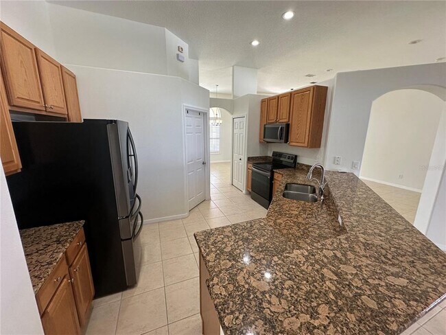 Building Photo - 10955 Lemay Dr