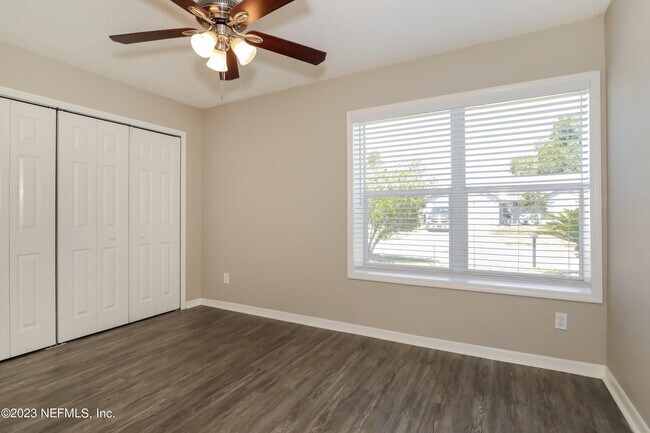 Building Photo - 7871 Moss Pointe Trail E