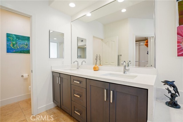 Building Photo - 4167 Warner Ave