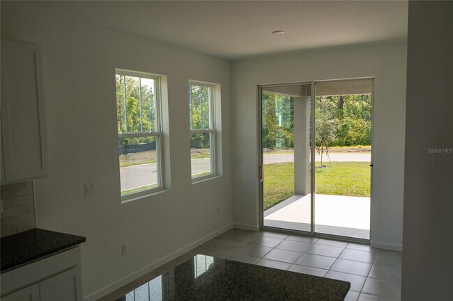 Building Photo - 13094 Pergola Ave
