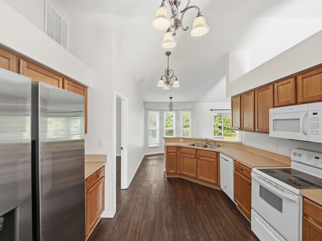 Building Photo - 2368 Sweetwater Blvd