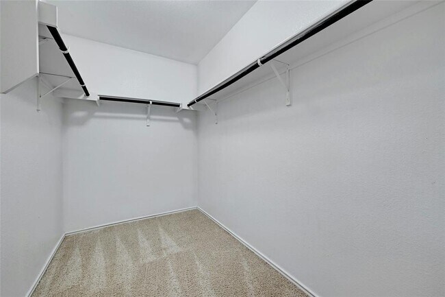 Building Photo - 5800 Shanjia Dr