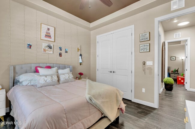 Building Photo - 14812 Long Shadow Ave