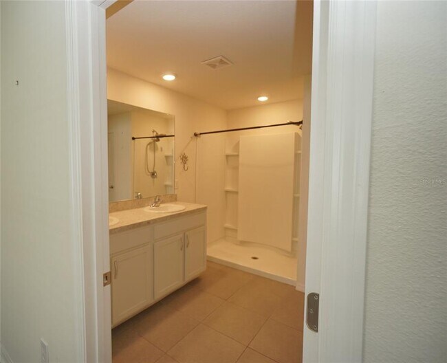 Building Photo - 501 Calico Scallop St