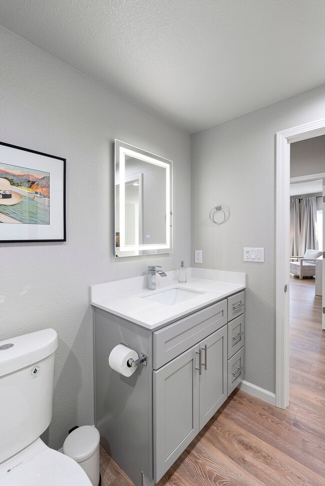 Building Photo - 1002 Adeline St