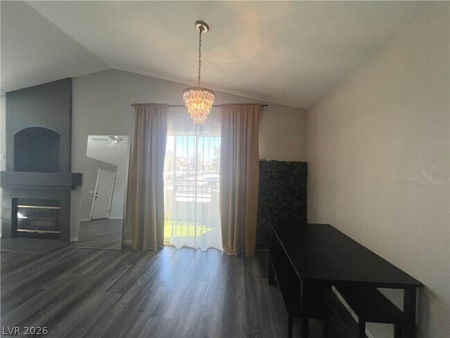 Building Photo - 5415 W Harmon Ave