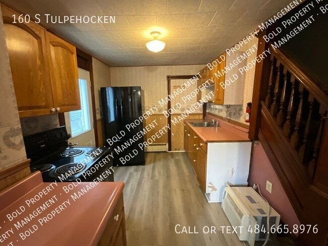 Building Photo - 160 S Tulpehocken-