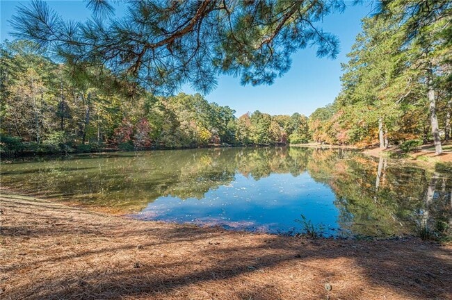 Building Photo - 435 Little Pines Ct