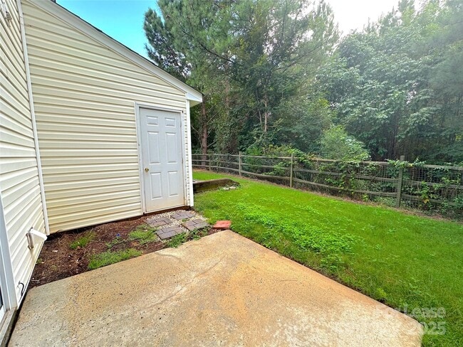 Building Photo - 3040 Caldwell Ridge Pkwy